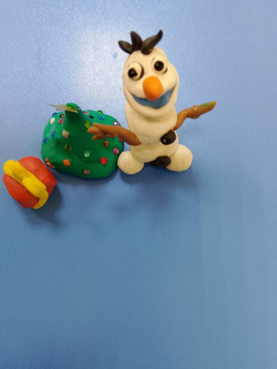 "Олафёнок ждёт новый год"