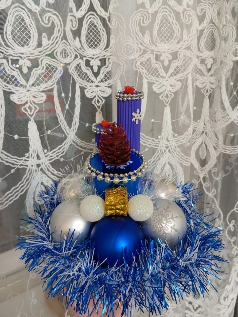 Новогодняя свеча