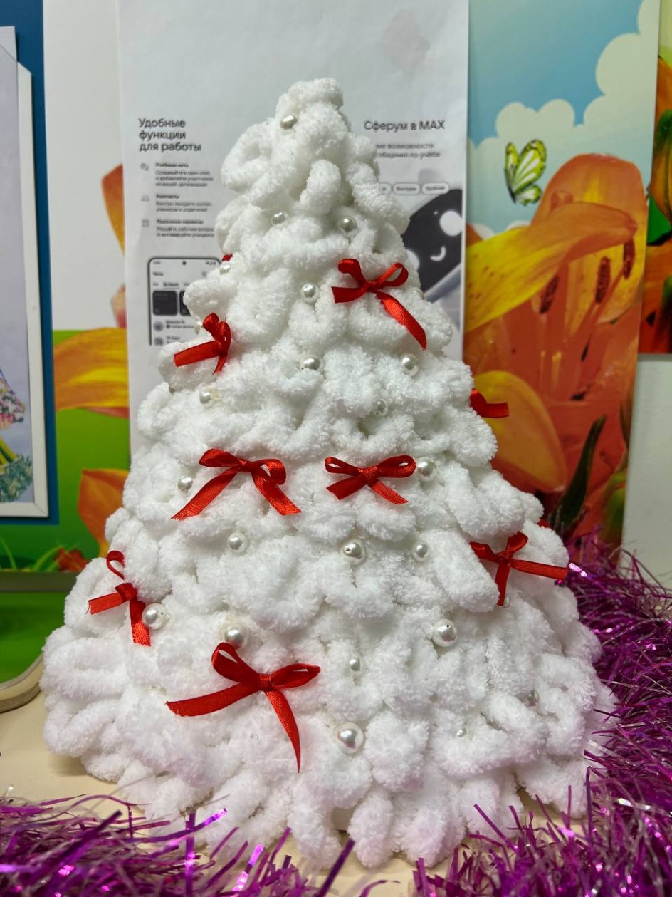 "Волшебное чудо-елочка"