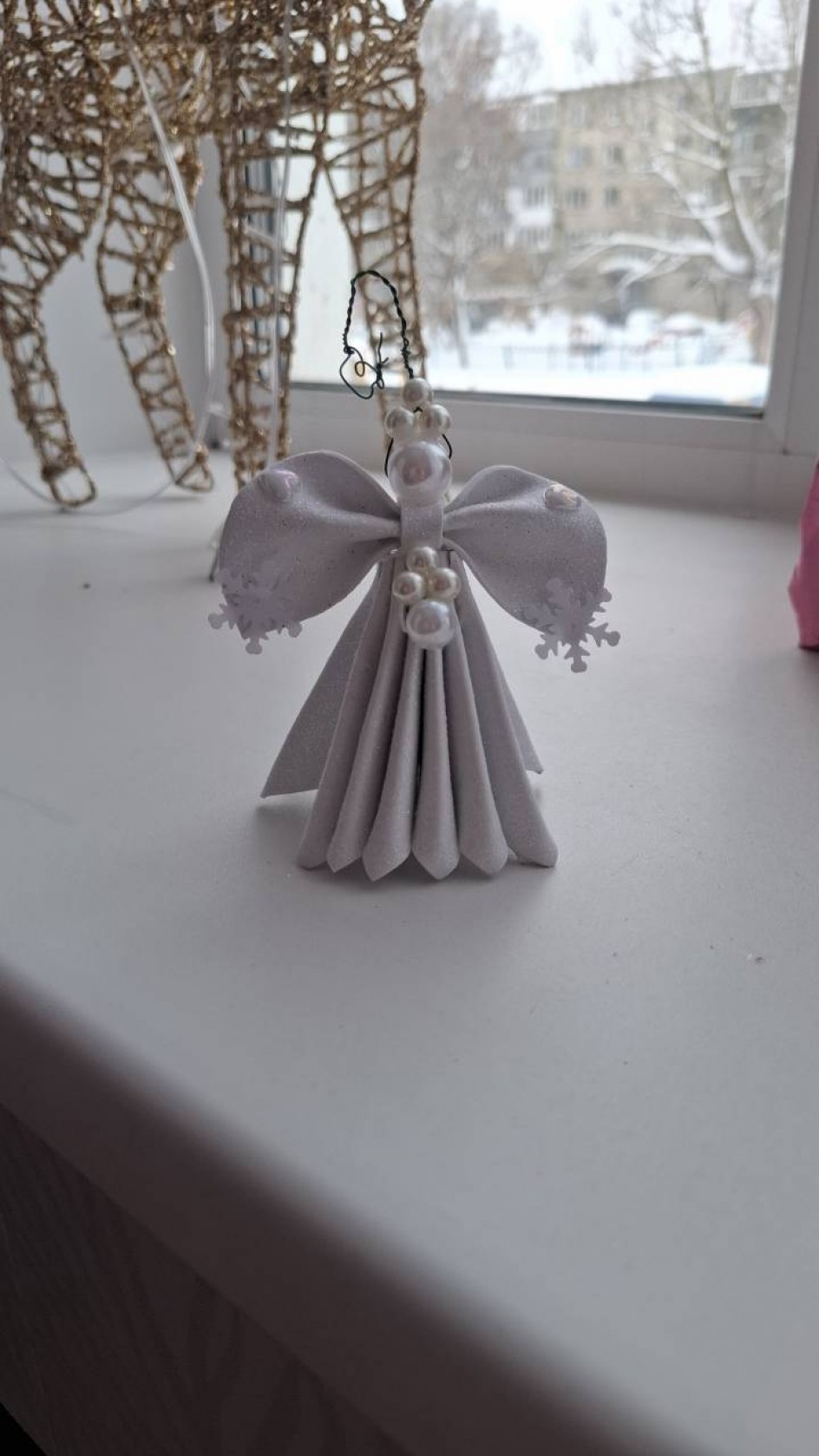 Ангелочек на ёлочку