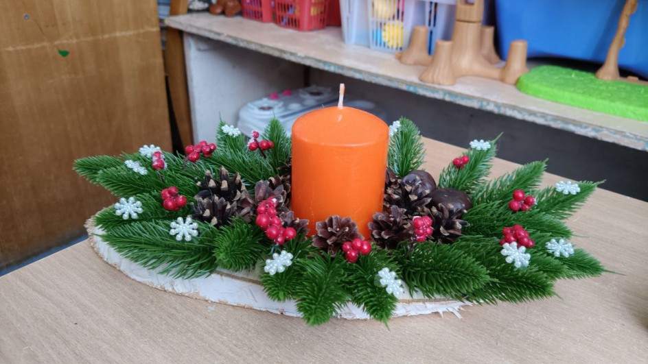 Новогодний подсвечник