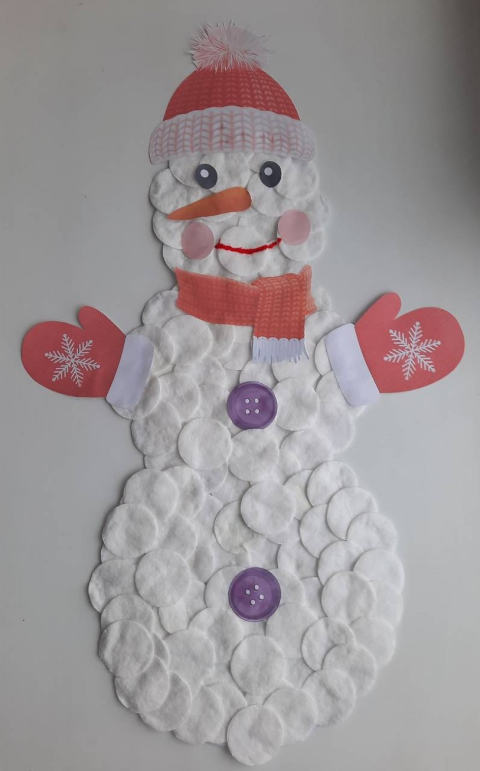 Весёлый снеговик