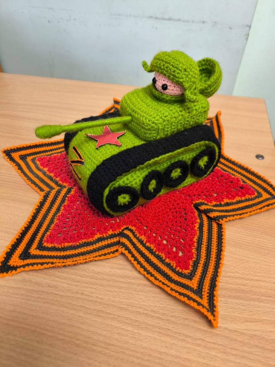 Танкист на танке