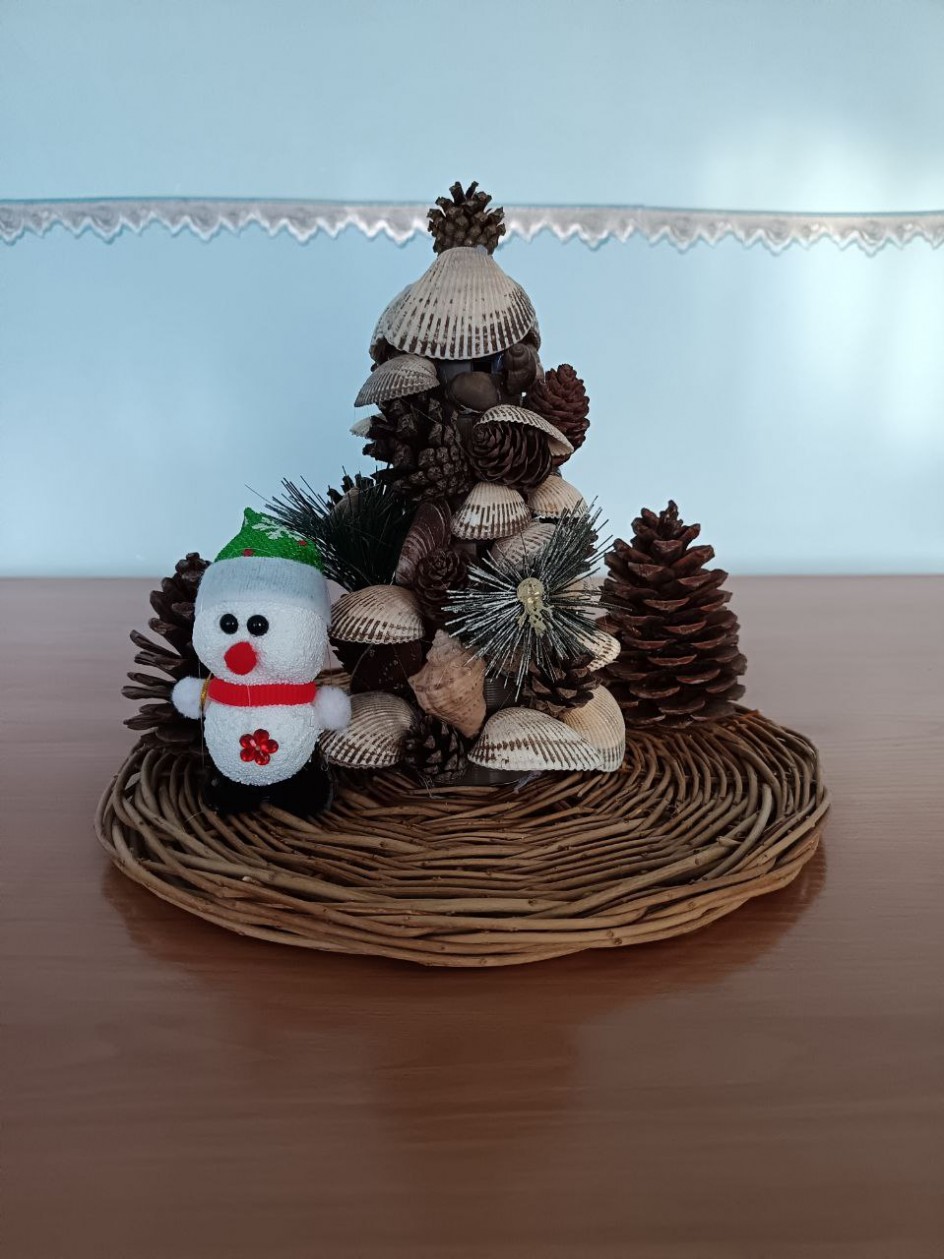 "Блеск моря на ёлке"