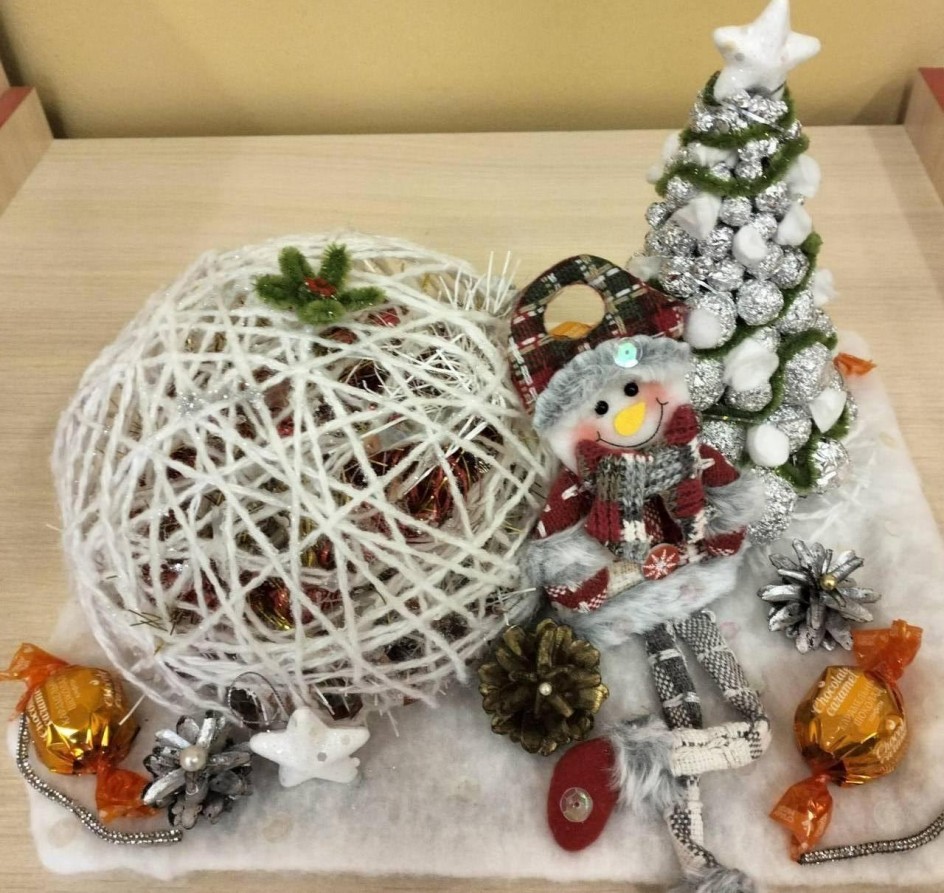 "Праздник к нам приходит"