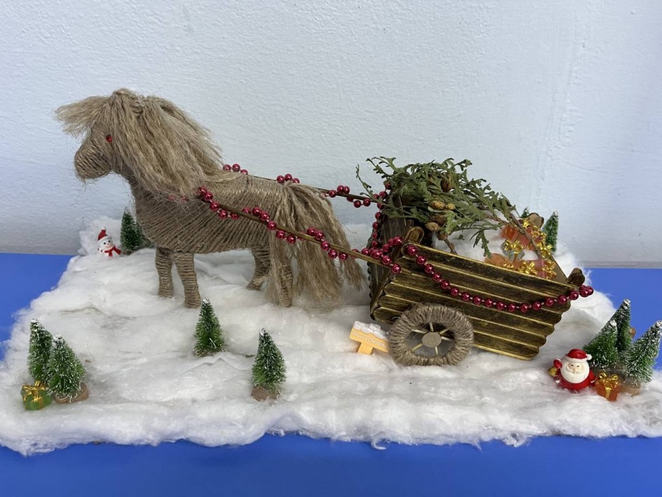 Праздничная повозка