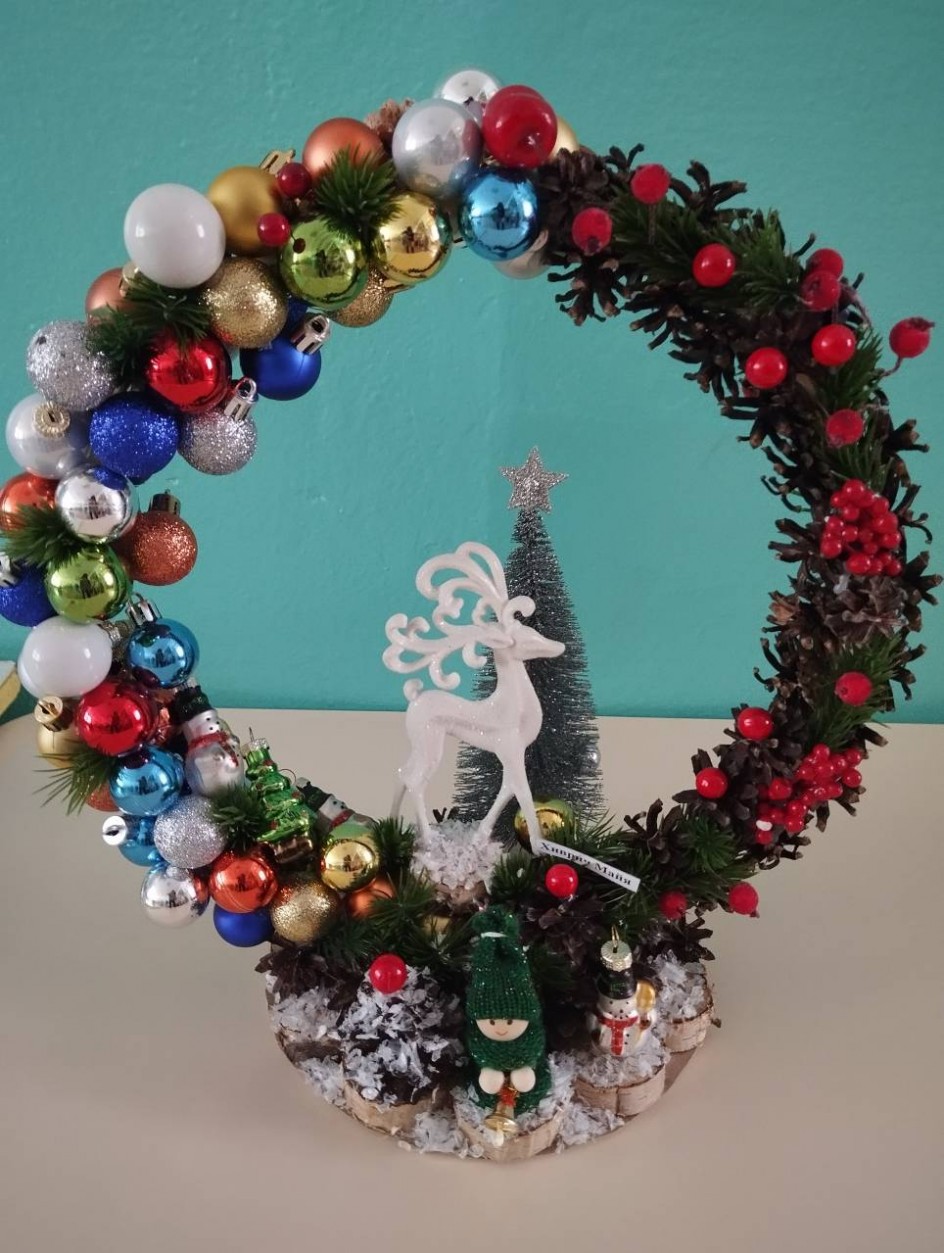 Новый год к нам мчится