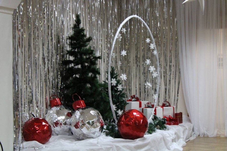 Новогодние игрушки