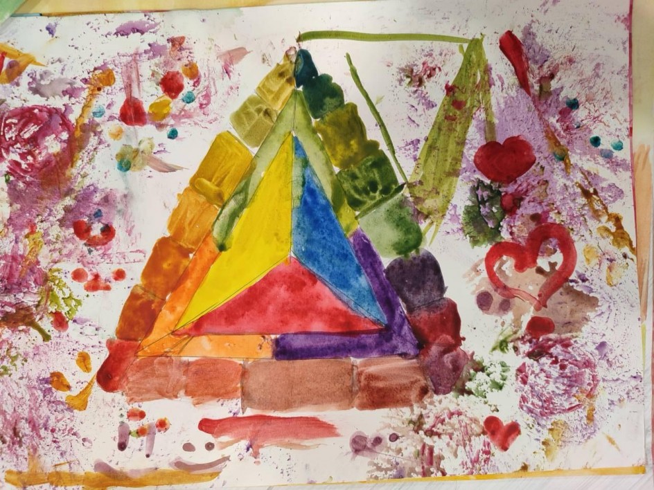 Трёх сторонник