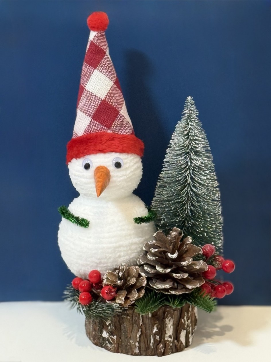 Зимняя сказка на пеньке