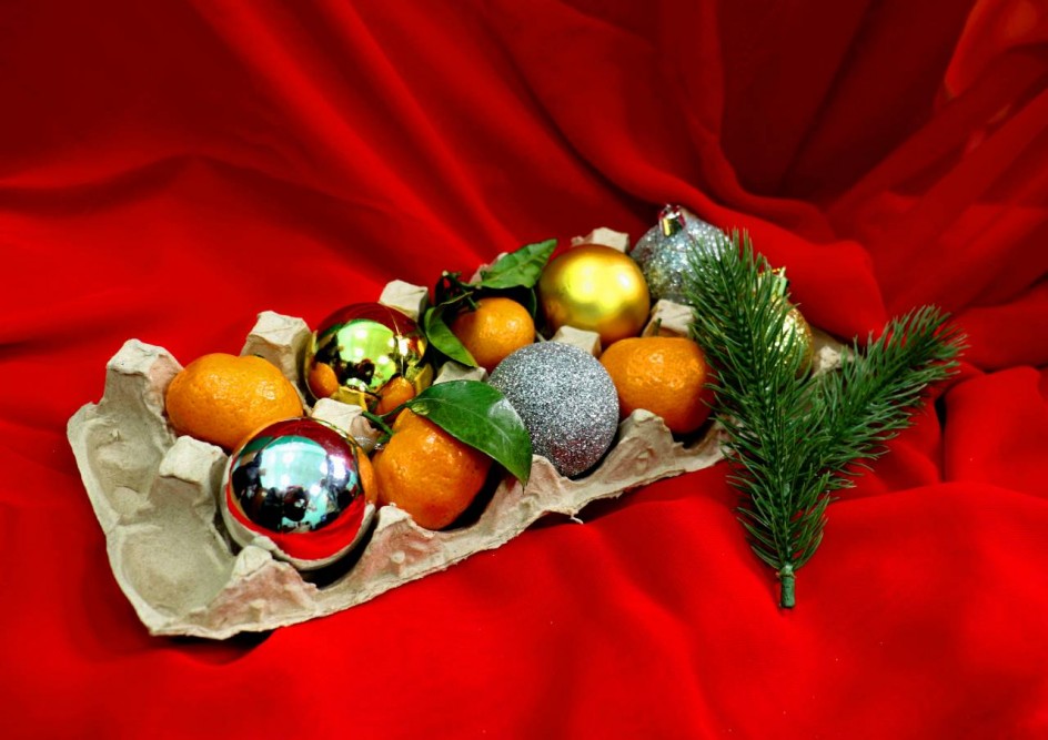 "К нам стучится Новый год"