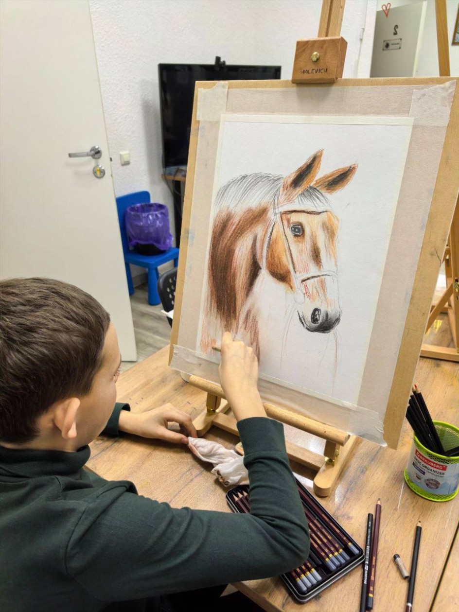 Лошадь. Пастель