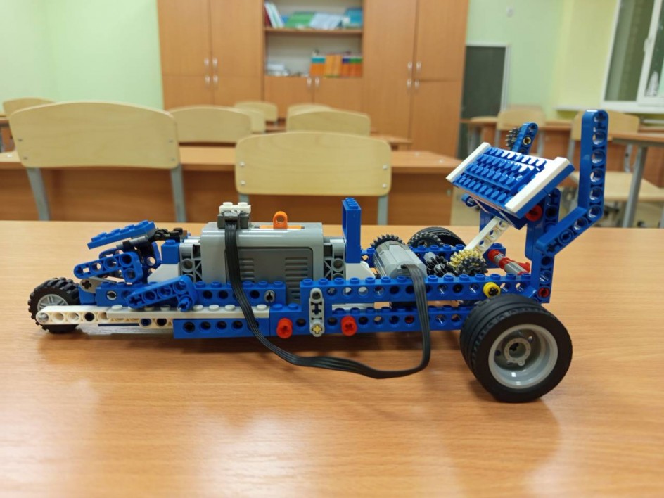 Гоночная машина