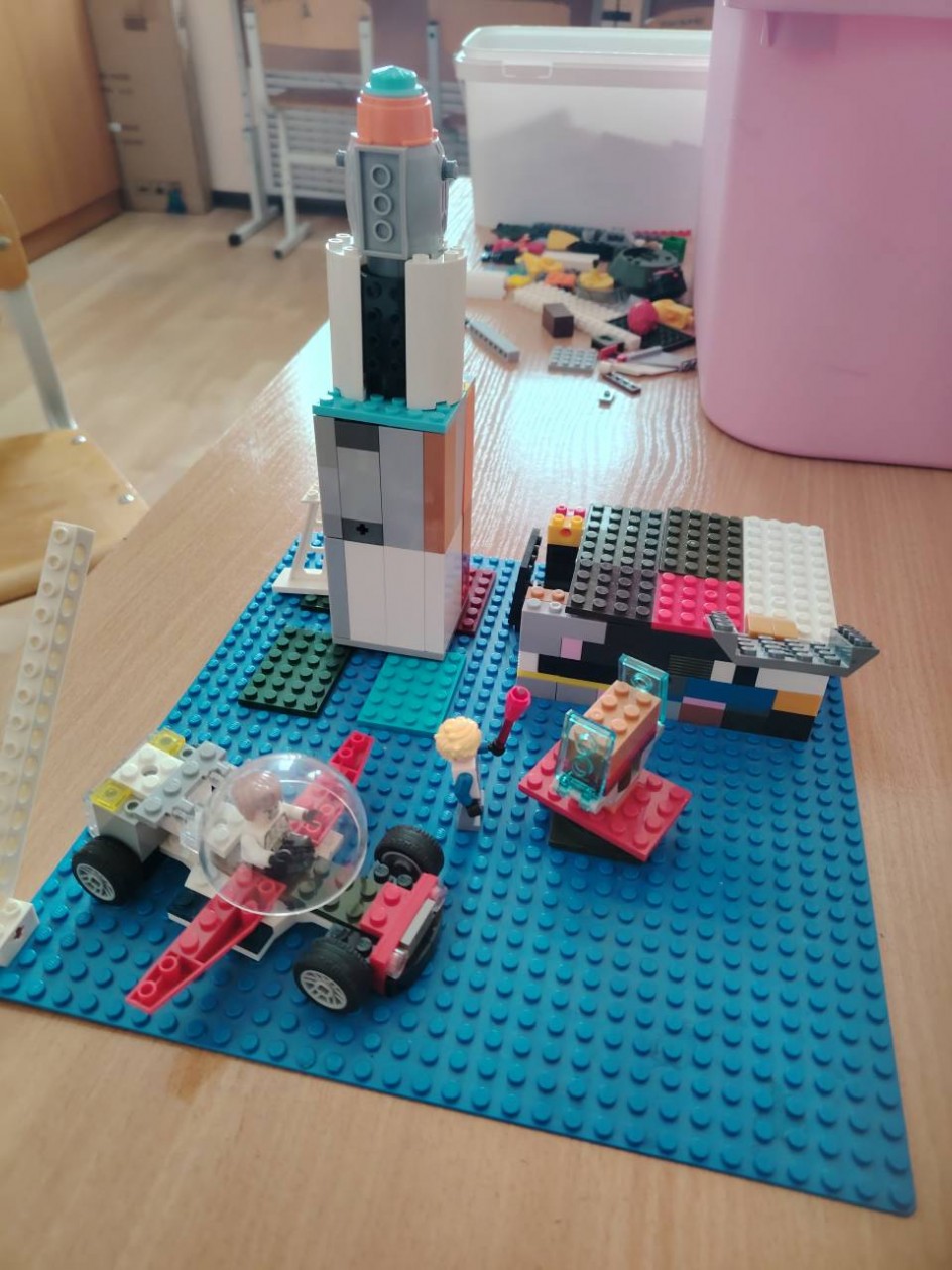 Космическая станция