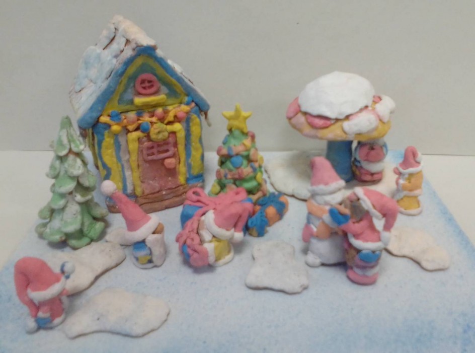 Маленькие гномы встречают Новый год.