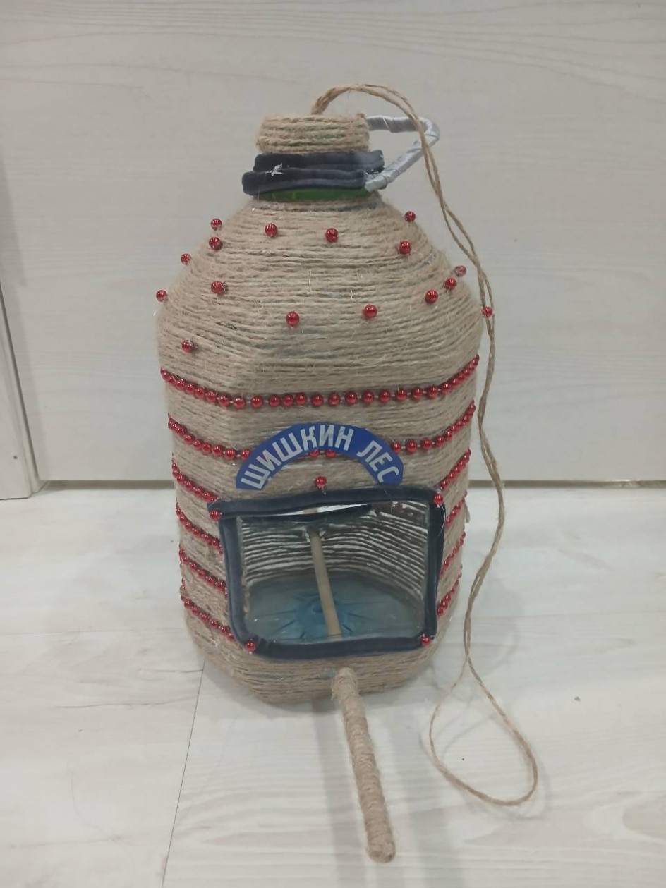 Кормушка для птиц