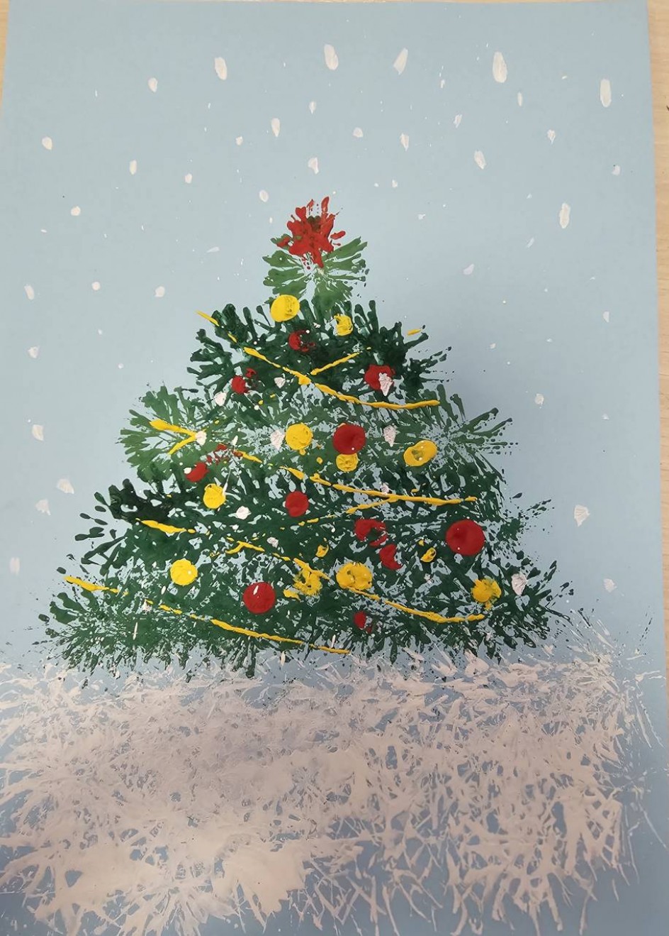 Раз,два,три - ёлочка гори!