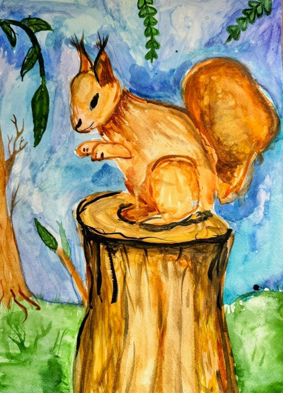 Белочка на пеньке