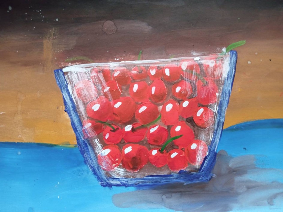 Вишни в вазе