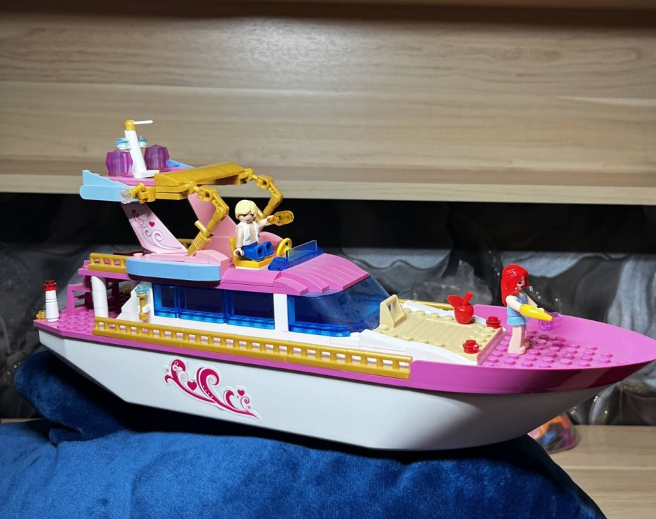 «Кораблик по морям»