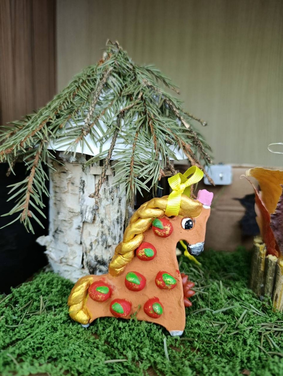 "Лошадь в яблоках"