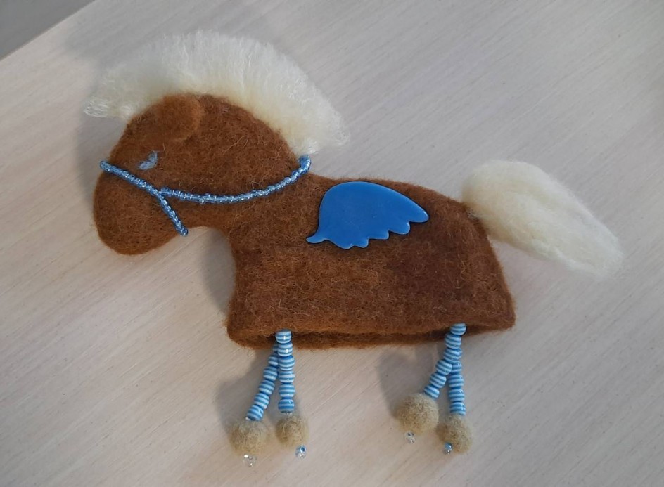 лошадка на ёлку