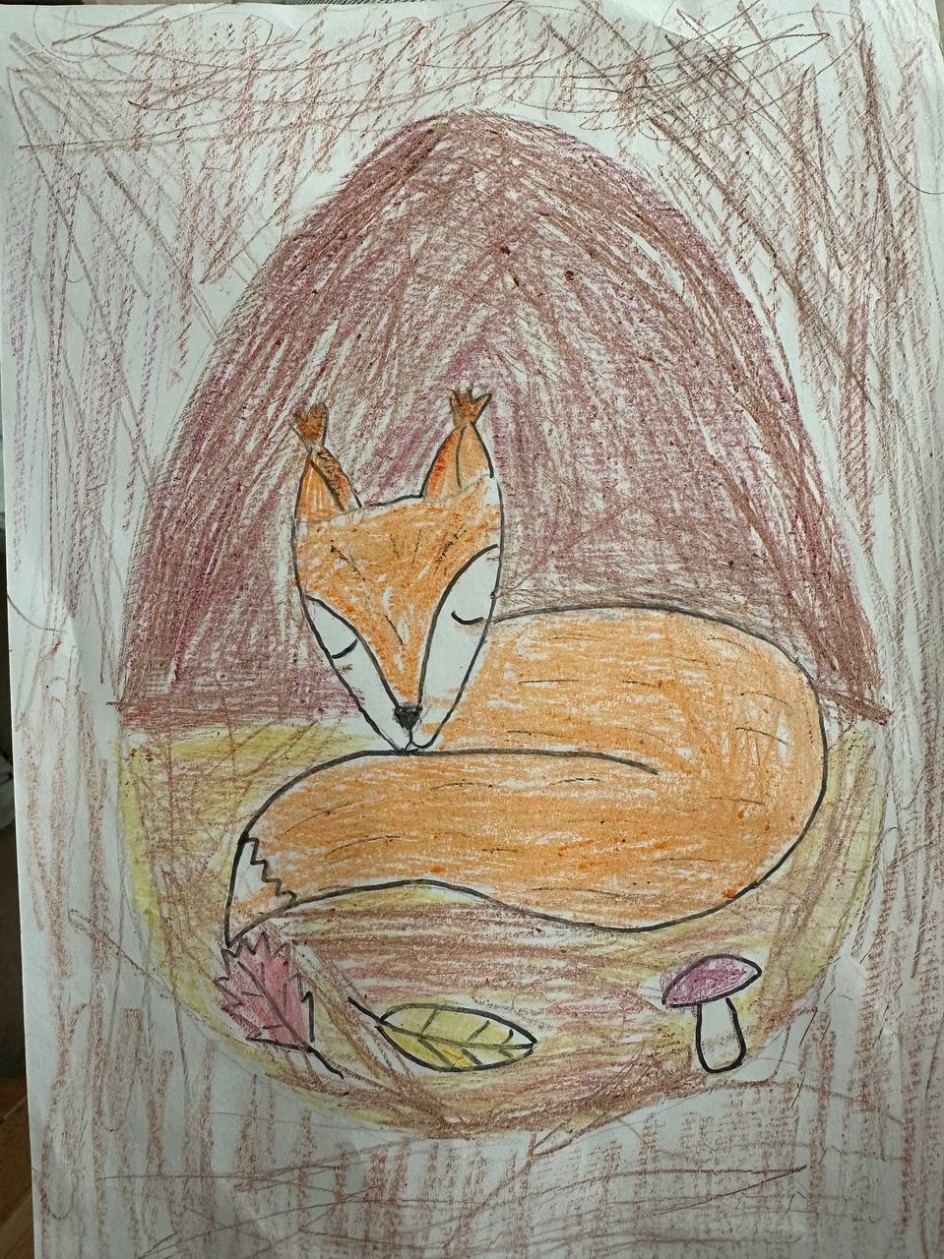 Лисичка в зимнем укрытии