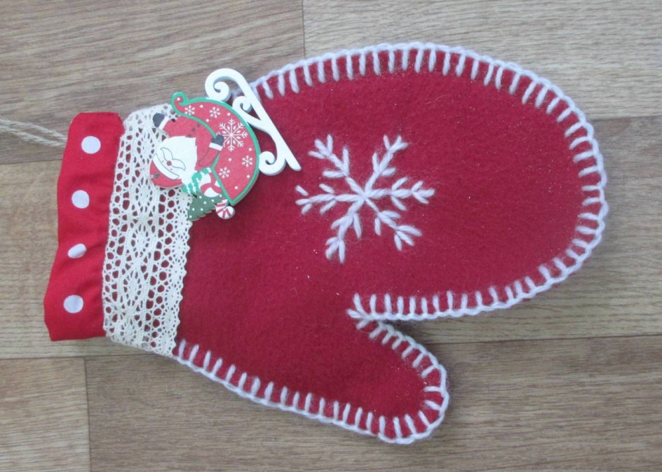 Рукавичка Деда Мороза