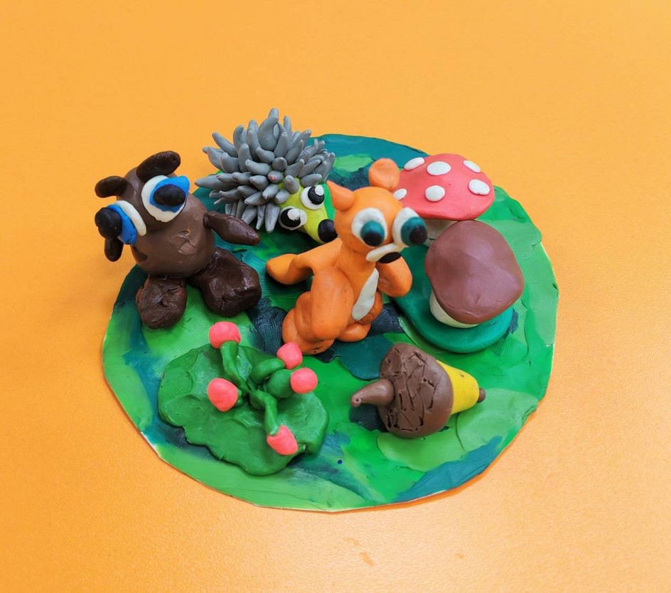 На лесной полянке!