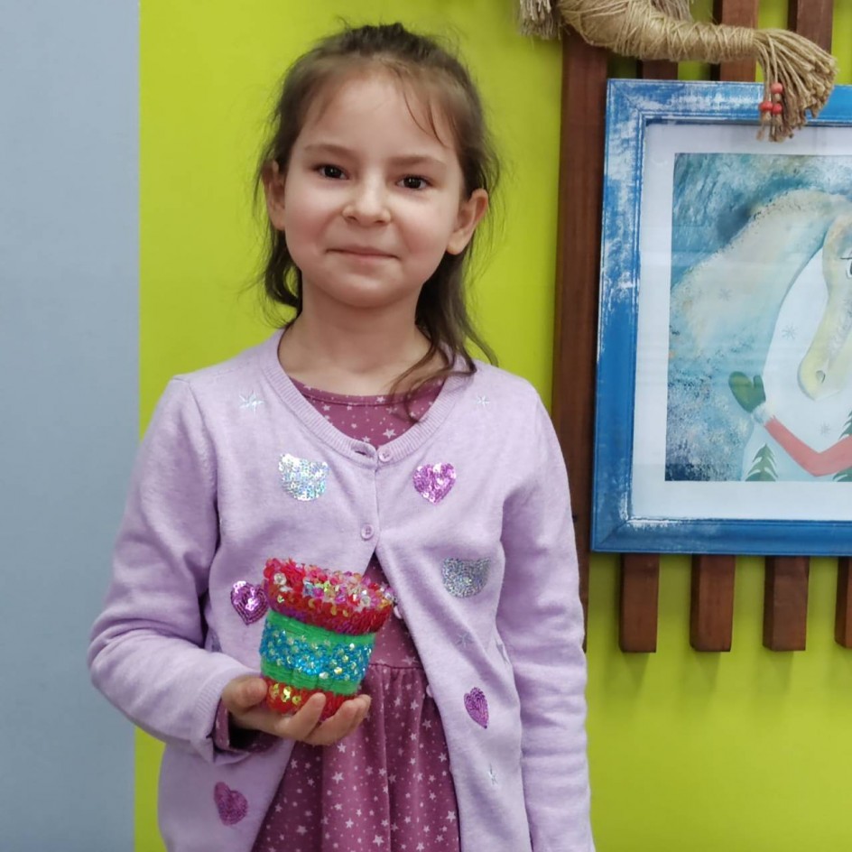 Вазочка для ручек и карандашей