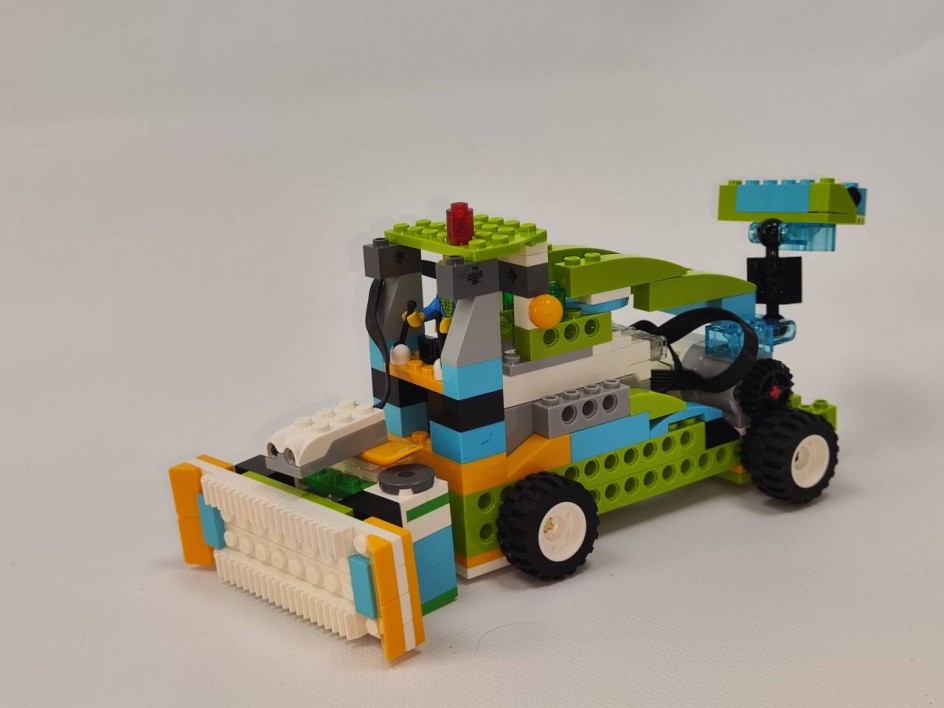 "Снегоуборочная машина"