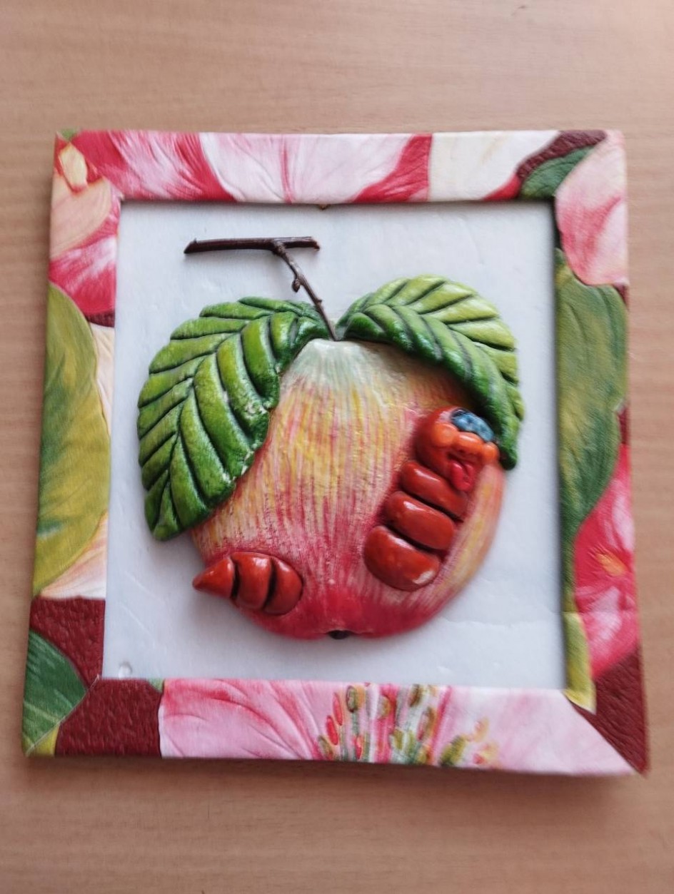 Панно "Яблоко"