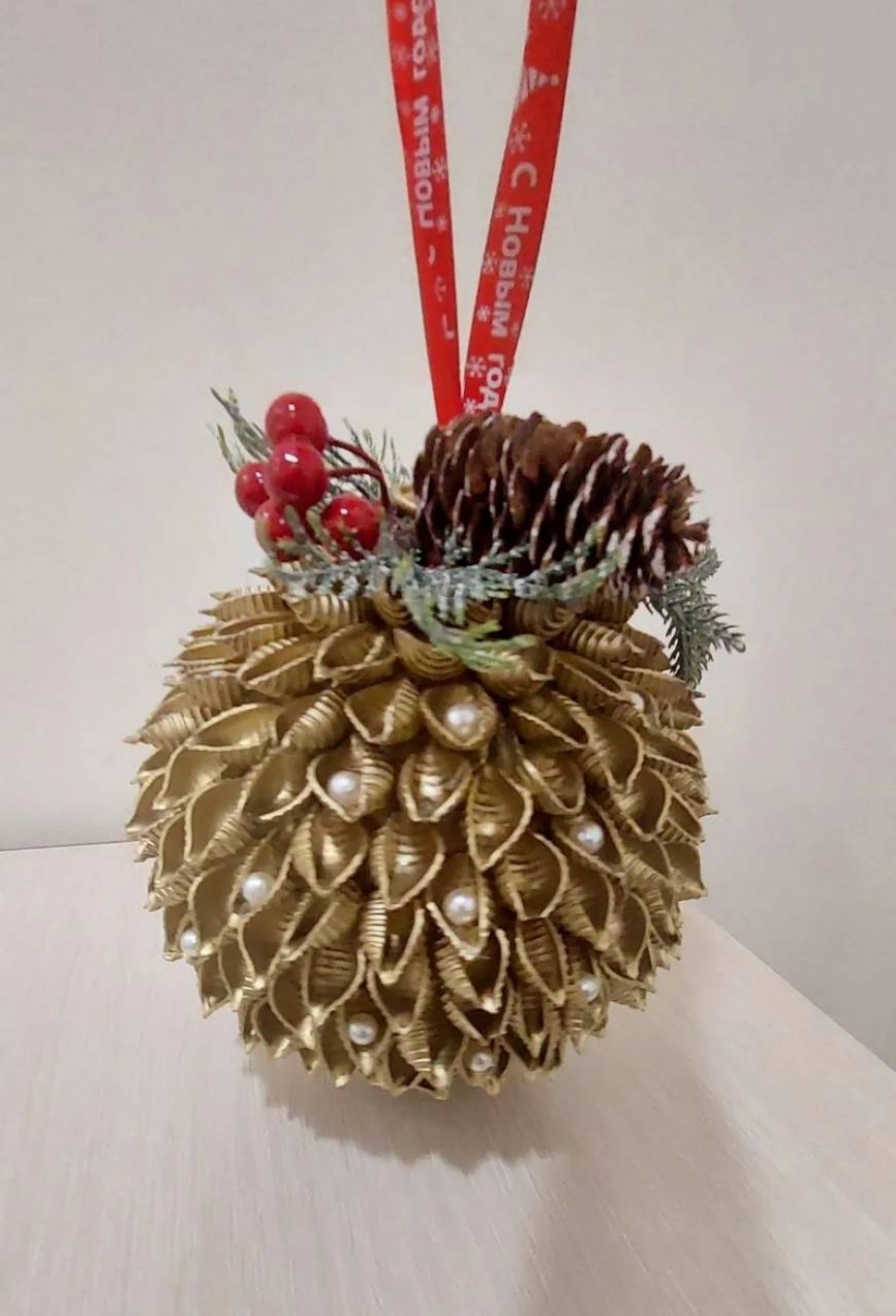 Украшение на елку