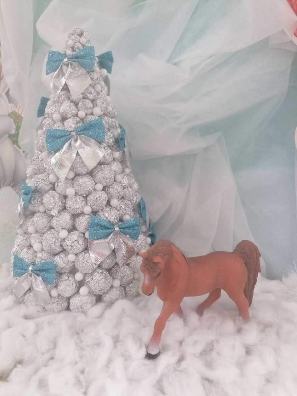 "В гости к нам идёт лошадка"