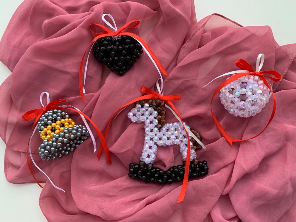 Игрушки на ёлку