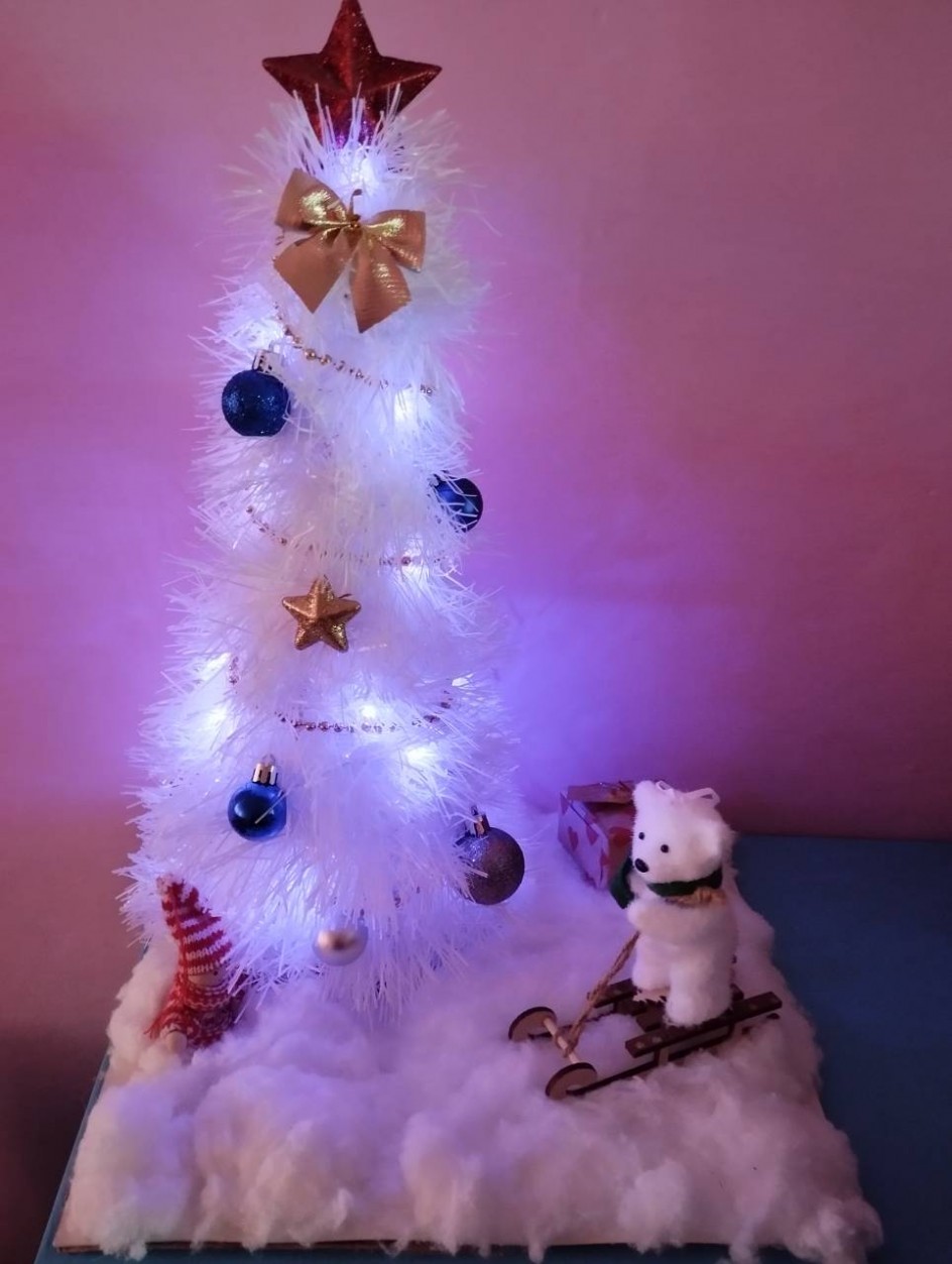 " Новогодний праздник"