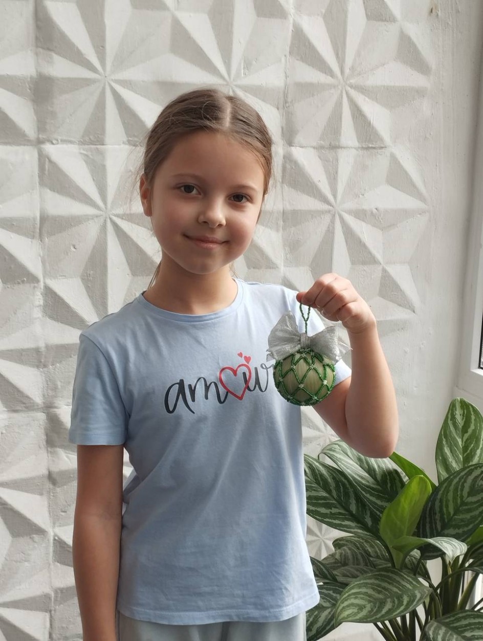 Новогодняя игрушка