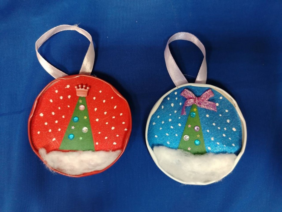 Елочные игрушки