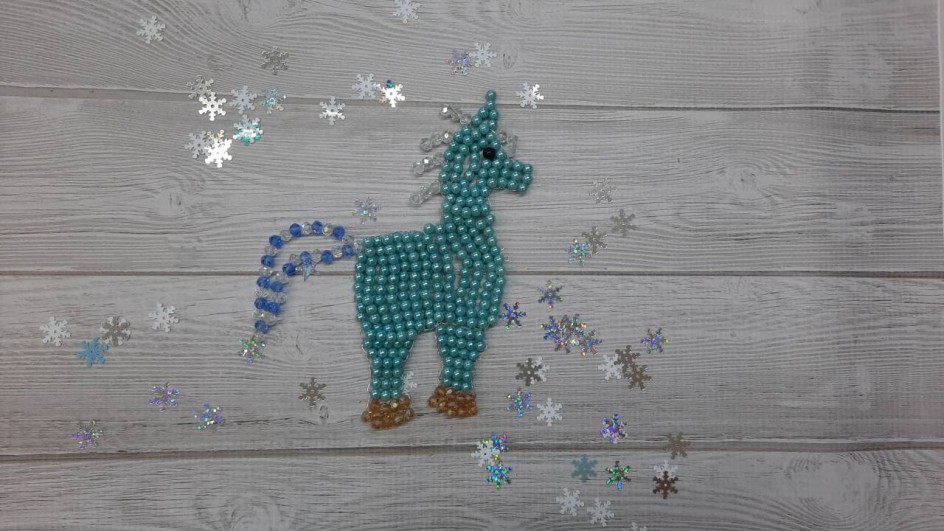 Лошадка из бусин