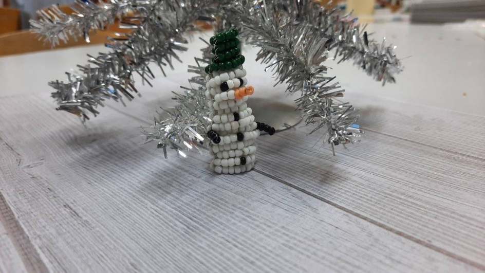 Дружок Снеговичок