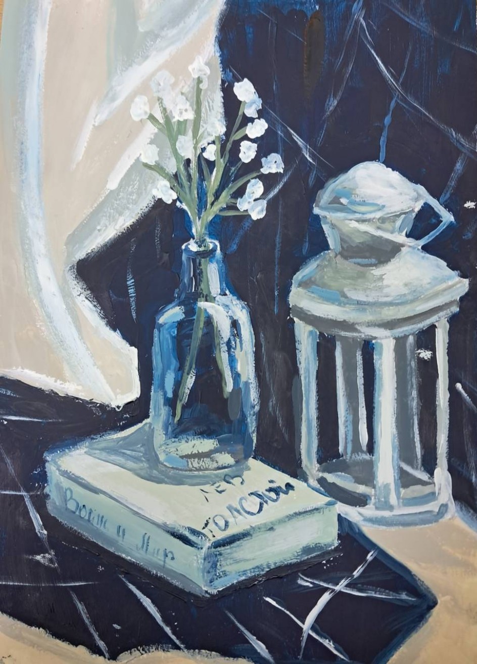 Натюрморт с книгой, цветами и фонарем