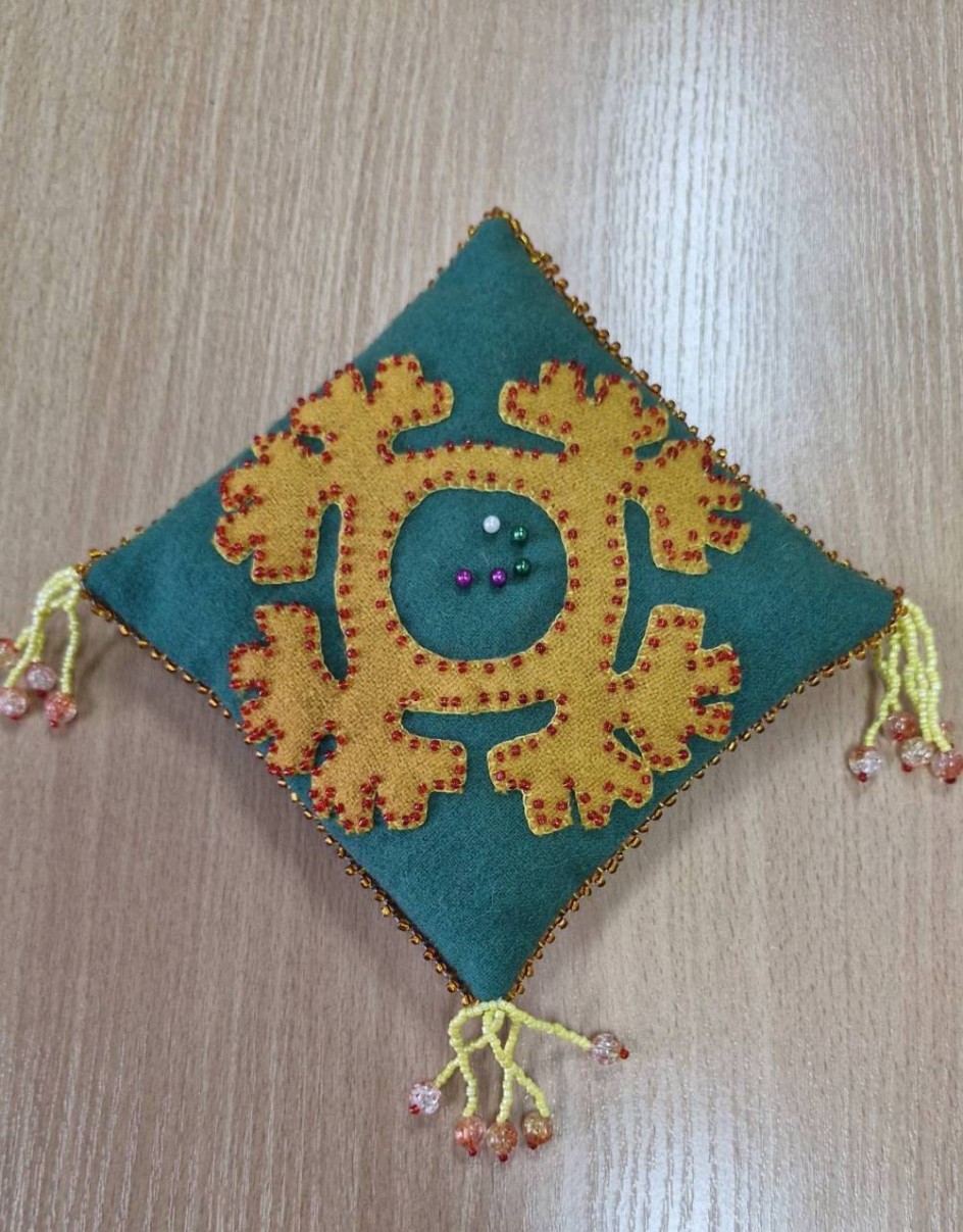 "Национальная игольница"