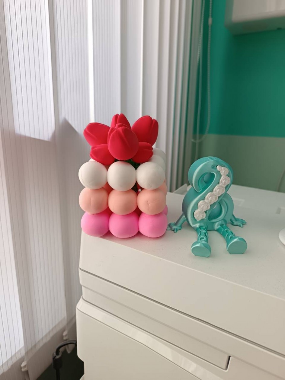 "Тюльпаны для любимой мамы"