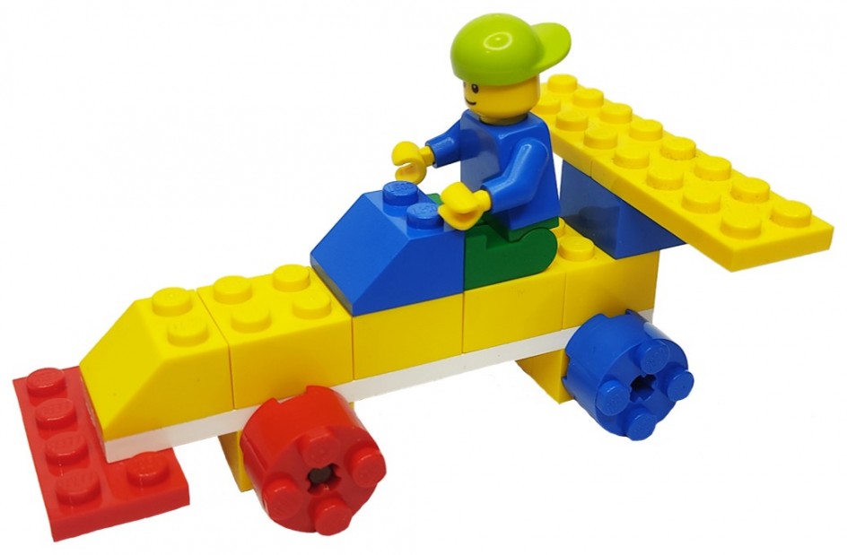 Гоночная машина