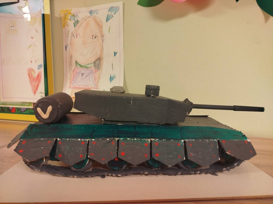 Военный танк "Алеша"