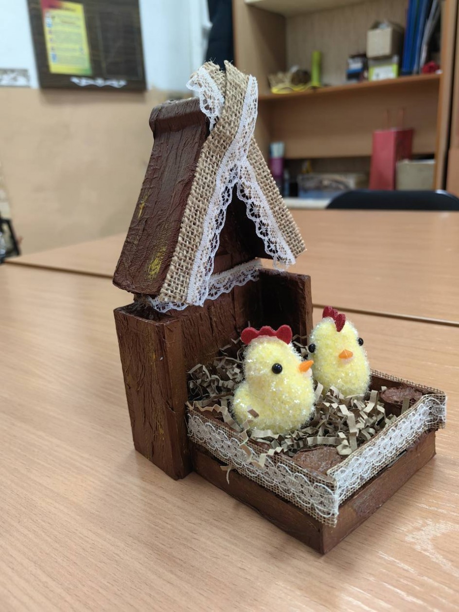 "Гнездышко с цыплятами"