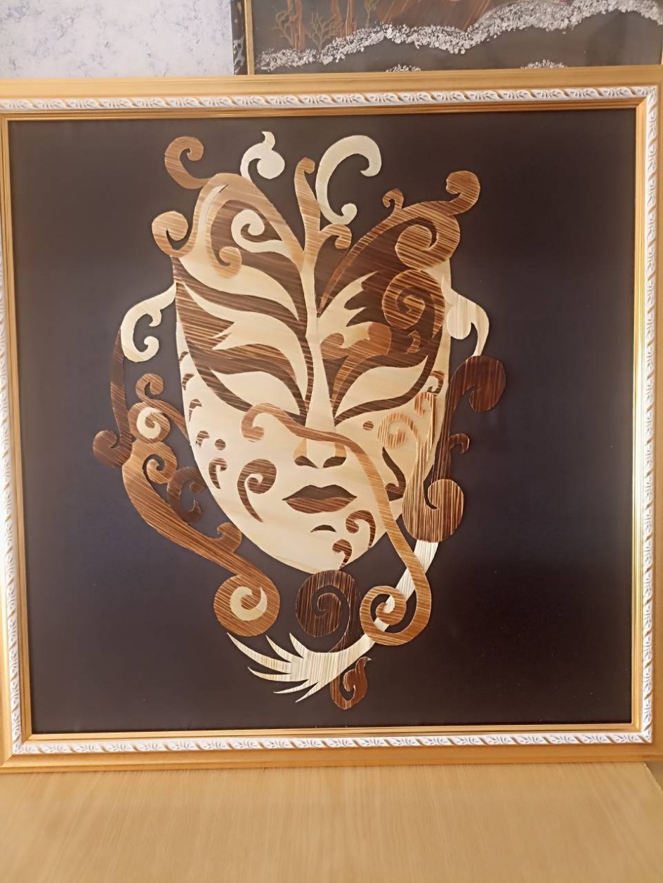 Театральная маска