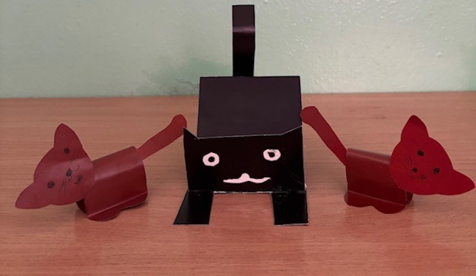 Кошка с котятами