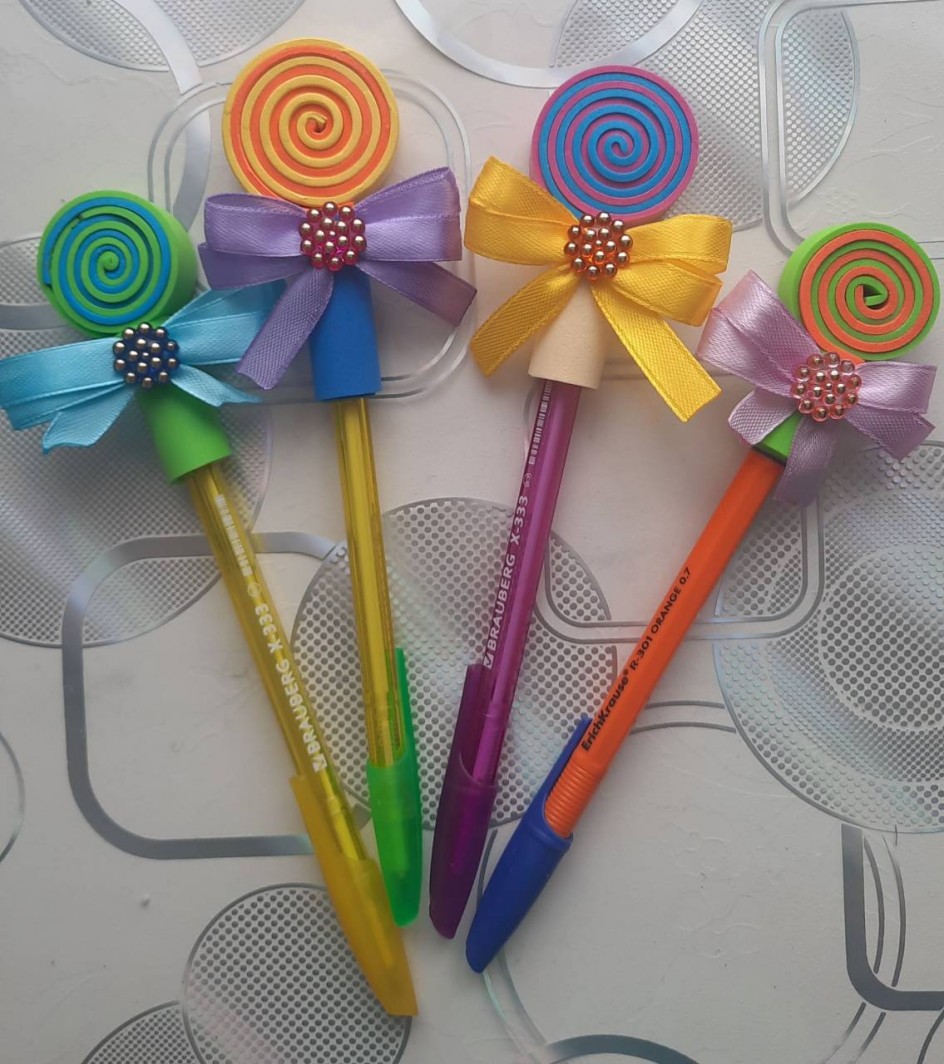 Колпачок для шариковой ручки из фоамирана