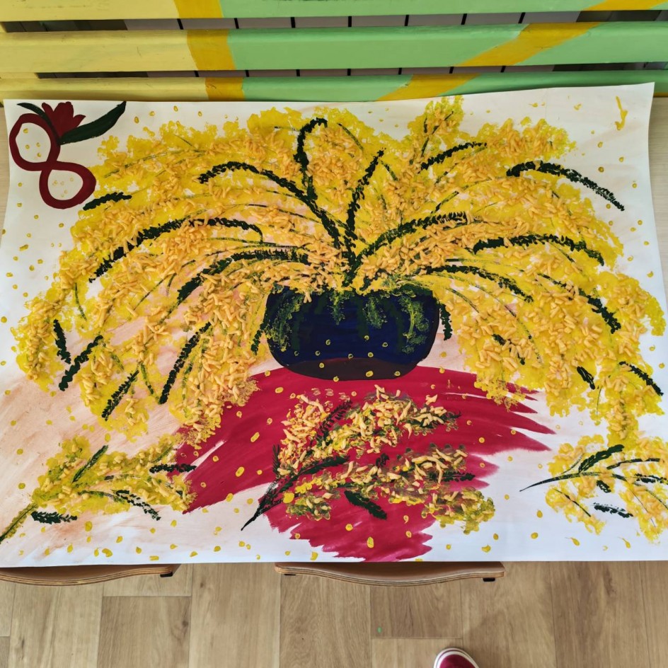 Мимоза в вазе